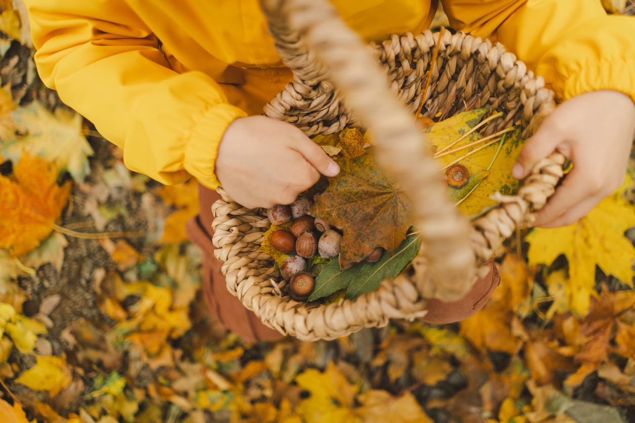 Kid doing sensory activities during the holidays.