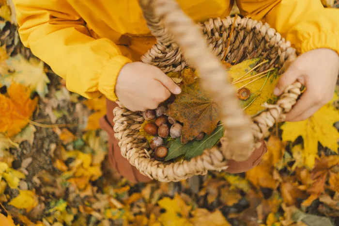 Kid doing sensory activities during the holidays.